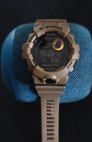 Reloj Casio G-SHOCK GBD-800 Beige/Negro