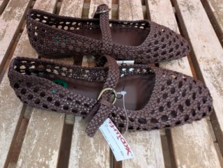 Manoletinas trenzadas marrones talla 39