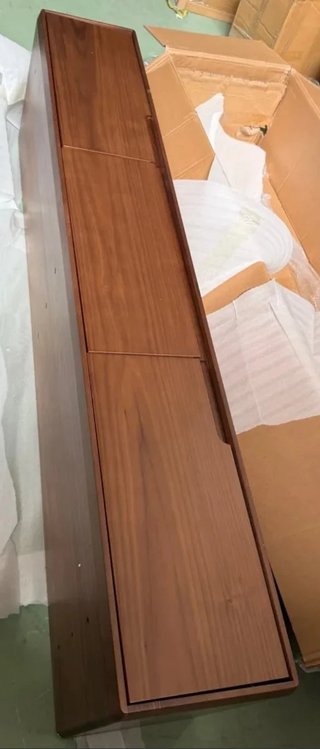 Sklum Mueble TV 180x45 cm en madera de chapa nogal