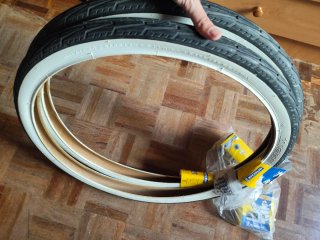 Cubiertas Michelin BH, Nuevas más 2 cámaras nuevas