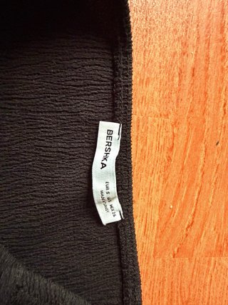 Top negro de Bershka talla XXS