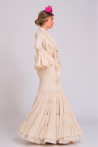 Vestido de flamenca beige