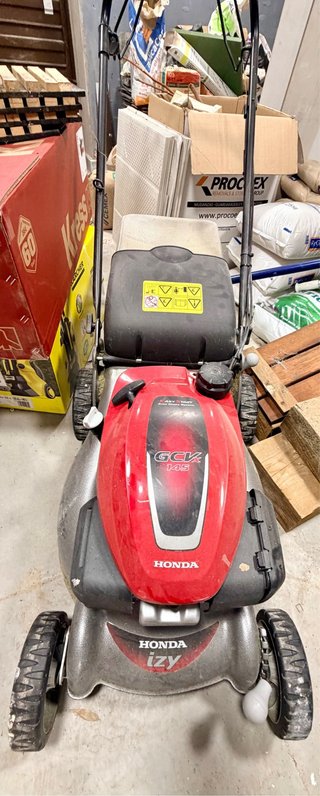 Cortacésped Honda IZY GCVx 145