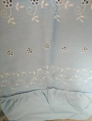 Colchas antiguas beige y doradas