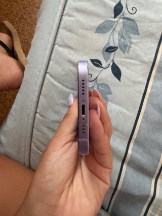 iPhone 12 64GB Morado