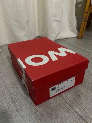 Merceditas de piel tacón burdeos