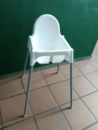 Trona IKEA blanca