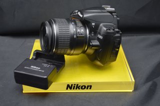 Nikon D5000 + 18-55mm  - 13.305 DISPAROS + Bolso