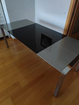 Mesa de comedor ampliable cristal y metal