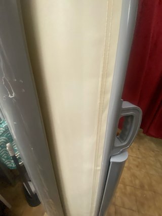 Toldo lateral beige y gris