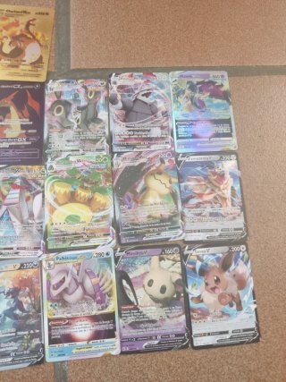 Cartas Pokémon Variadas
