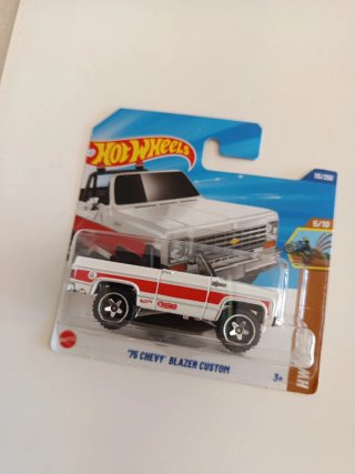 hot wheels chevy blazer