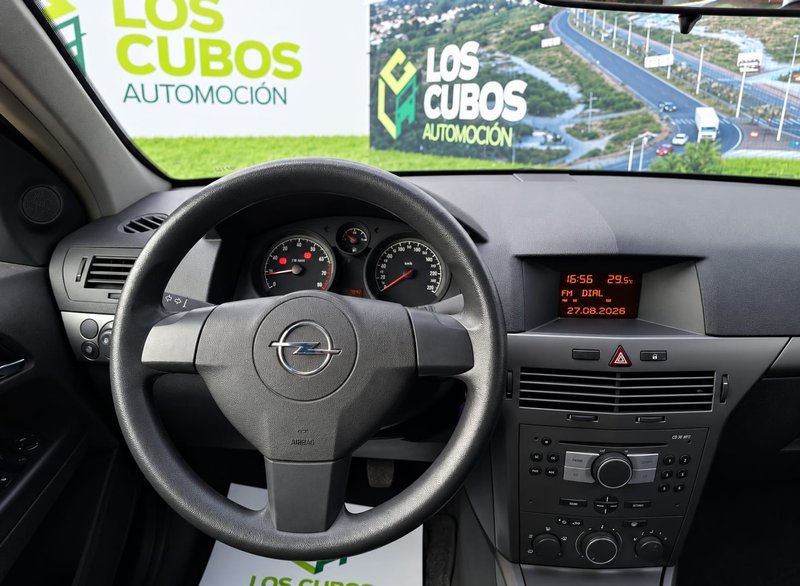 Opel Astra 1.4 16v Enjoy (2004) 2004, foto 6