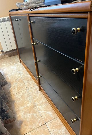 Habitación completa madera y negro