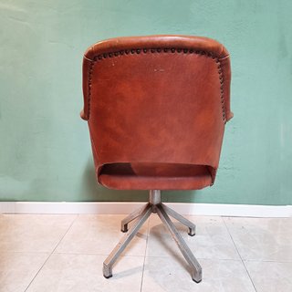 Silla tipo Executive Giratoria Cuero Marrón