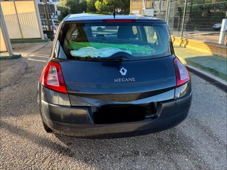 Meganen renault Megane 2004
