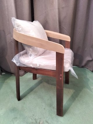 Sklum Silla de jardín con reposabrazos en madera
