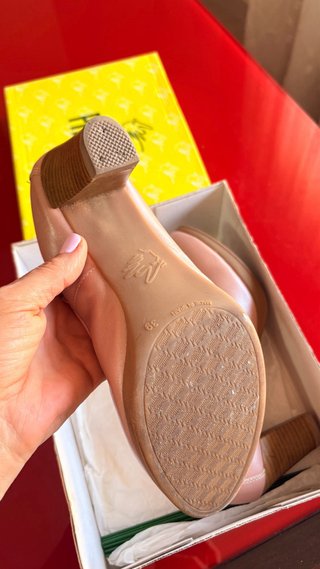 Zapatos Pitillos Piel Rosa Nude T39, como nuevos.