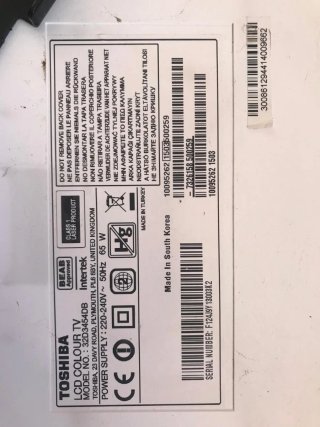 TV Toshiba 32D3454DB con Mando, DVD, soporte pared