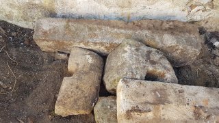 Piedras antiguas de dintel
