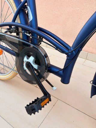 Bicicleta azul B'TWIN buen estado