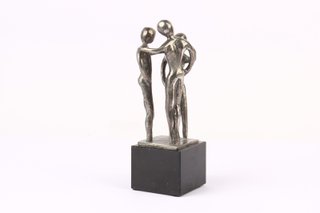 Escultura Peltre "Unión y Trabajo en equipo"