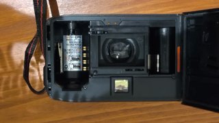 Yashica T3 Carl Zeiss Tessar 35mm f/2.8 T*
