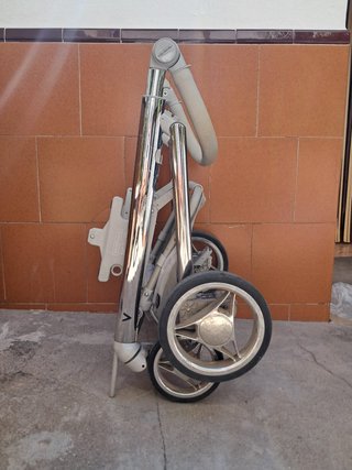 Carrito y silla de paseo gris