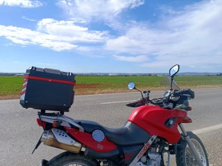 BMW F 650 GS Adventure Roja