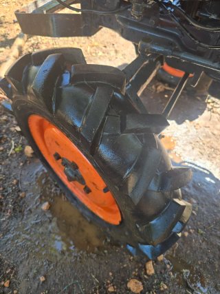Tractor Kubota L1801