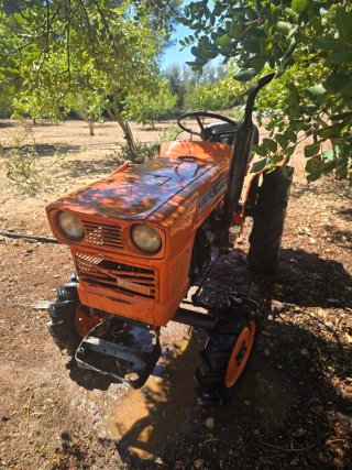 Tractor Kubota L1801
