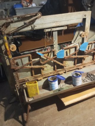 Amarres para sala de ordeño
