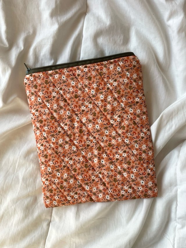 Funda para ebook 7” acolchada con cremallera