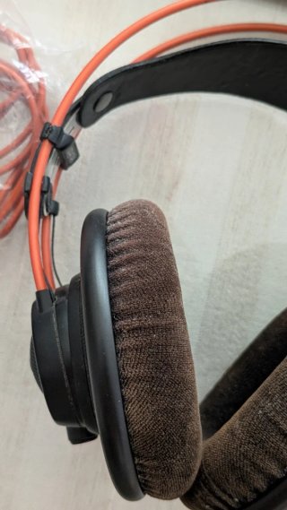 AKG K712 Pro Auriculares Estudio Naranja/Negro