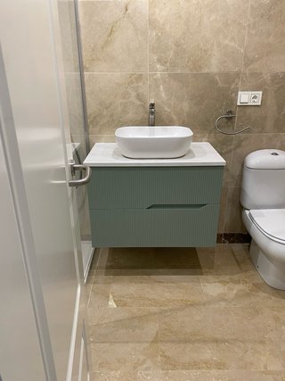 Montaje Muebles de Baño, Grifería y Espejos