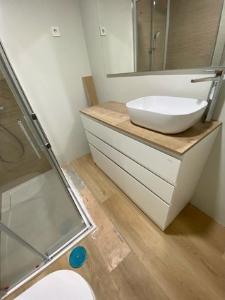 Montaje Muebles de Baño, Grifería y Espejos