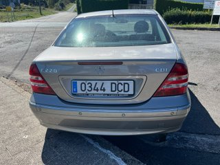 Mercedes-Benz Clase C220cdi 2004