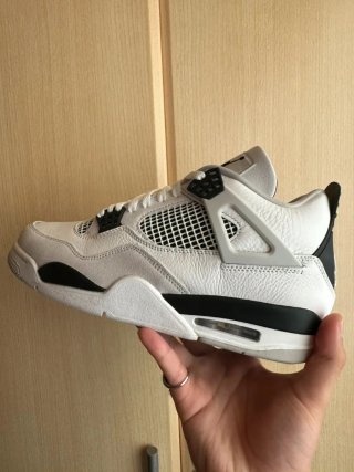 Jordan 4 Retro Military Black Talla 44