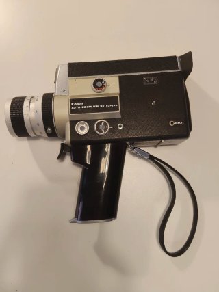 Cámara de vídeo Canon Auto Zoom 818 SV
