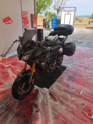 Yamaha MT-09 Tracer