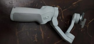 Stabilizzatore DJI Osmo Mobile SE