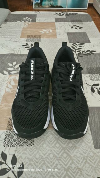 Nike Air Max Zapatillas Negras y Blancas