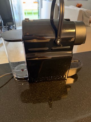 Cafetera Nespresso De'Longhi Inissia Negra