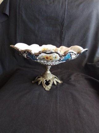 Centro de mesa antiguo porcelana y metal