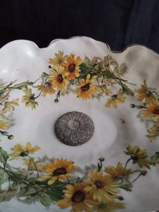 Centro de mesa antiguo porcelana y metal