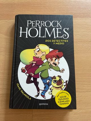 3 libros juveniles, 1 comic y 1 manga