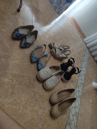 Sandalias Graceland Beige y Negras