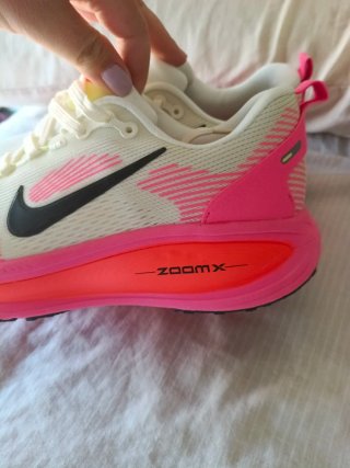 Nike Vomero 18 Mujer Talla 40