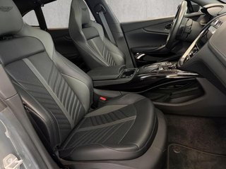 Aston Martin DBX  707CV 2024