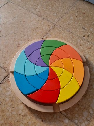 Puzzle de madera circular colores